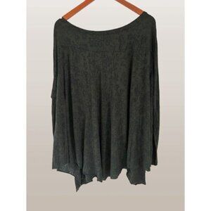 PERUVIAN CONNECTION Tunic Boatneck Hunter Green Floral All Over Large